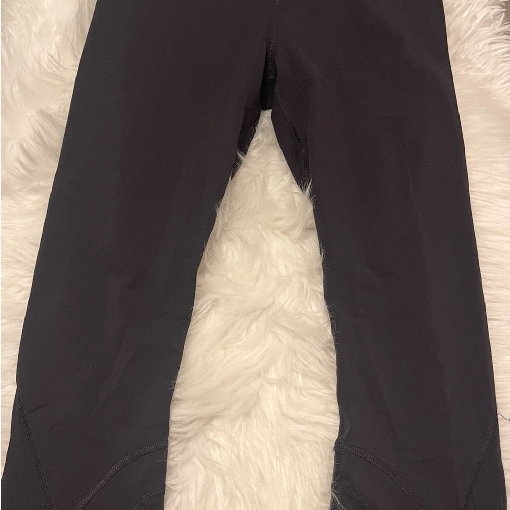Lululemon Athletica Black Leggings Sleek and Form-Fitting